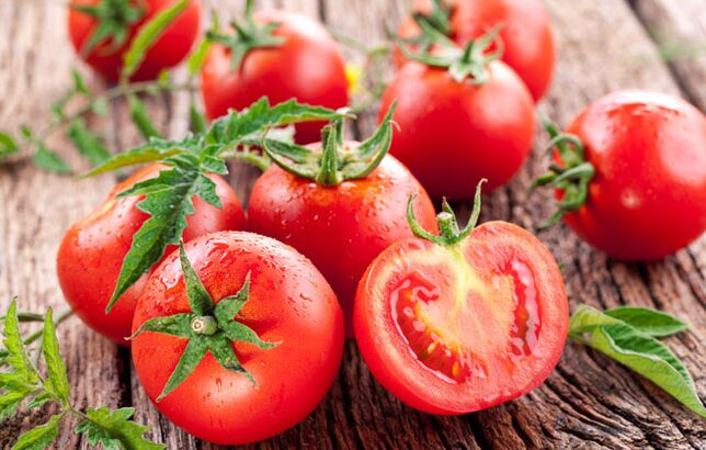 Tomatoes do an excellent job on inflammation and pain associated with varicose veins